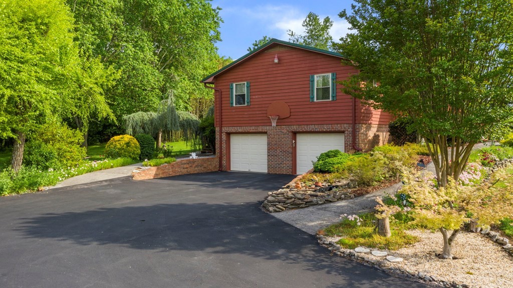 797 McClure Road Southeast Cleveland, TN 37323 - Photo 10 of 52 Gallery Image 10