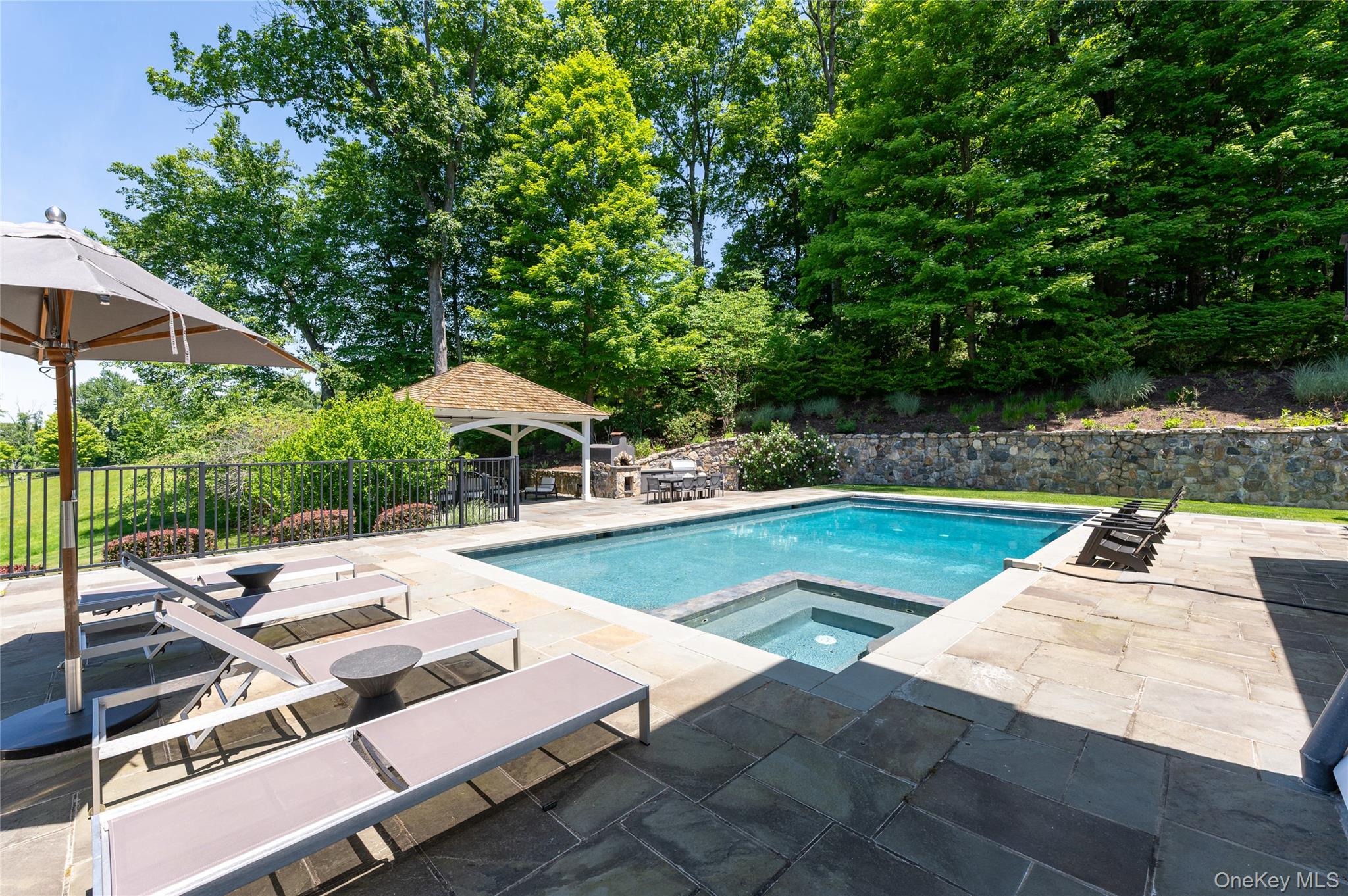 86 Sheather Road Mount Kisco, NY 10549 - Photo 4 of 49