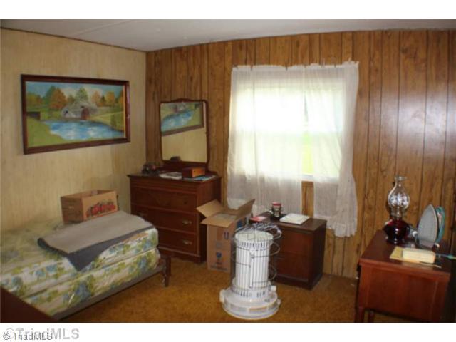 2291 Epworth Road Cana, VA 24317 - Photo 8 of 15 2nd Bedroom.