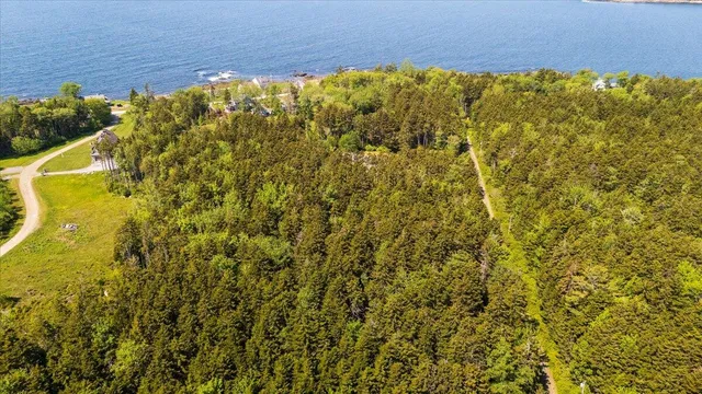 $124,000 | Lot 13 Nahanada Road, New Harbor, ME 04554