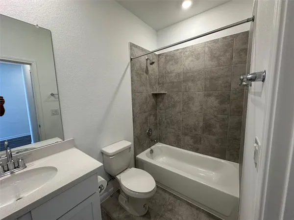 $2,495 | 112 Diorite Drive, Liberty Hill, TX 78642