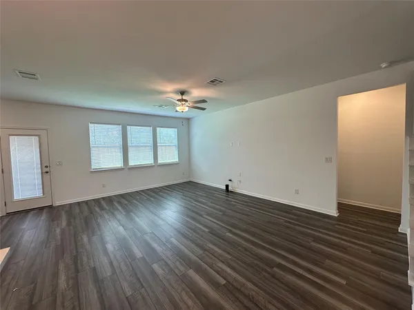 $2,495 | 112 Diorite Drive, Liberty Hill, TX 78642