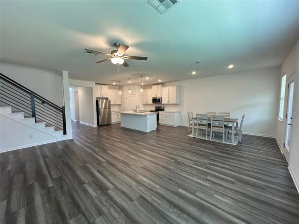 $2,495 | 112 Diorite Drive, Liberty Hill, TX 78642