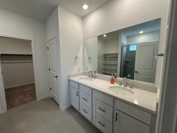 $2,495 | 112 Diorite Drive, Liberty Hill, TX 78642