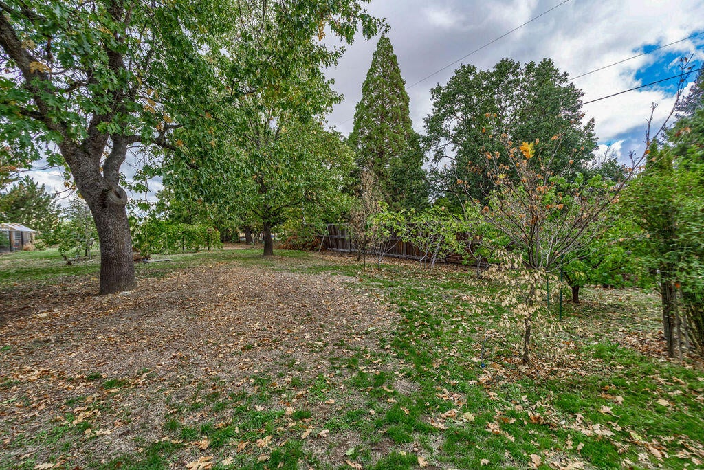 2286 Camp Baker Road Medford, OR 97501 - Photo 25 of 36 Spacious and flat land