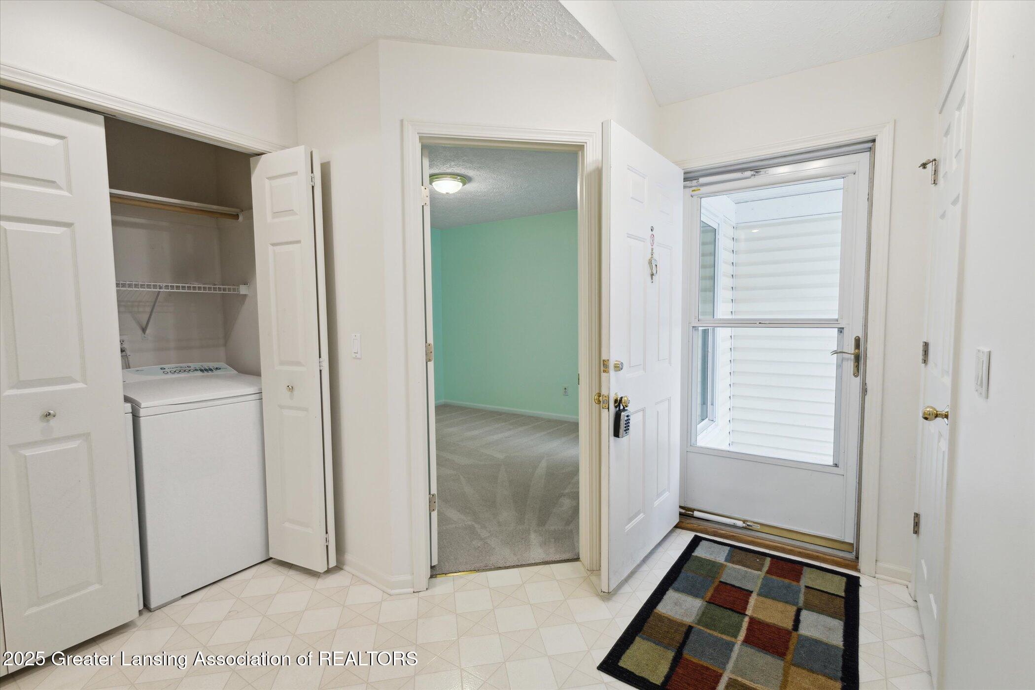 2415 North Aurelius Road, Unit 17 Holt, MI 48842 - Photo 25 of 42 27-2415-N-Aurelius-Rd-Unit-17-Holt-MI-48