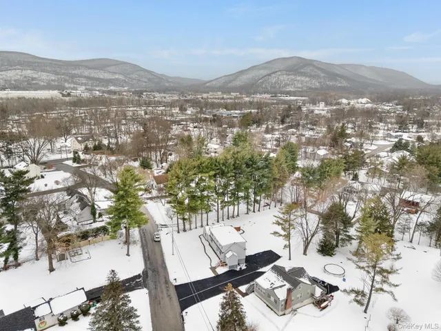 $575,000 | 20 Shirley Avenue, Fishkill, NY 12524