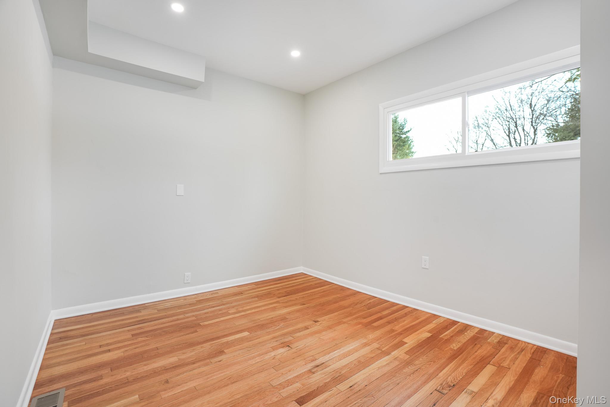 20 Shirley Avenue Fishkill, NY 12524 - Photo 10 of 38 Den.