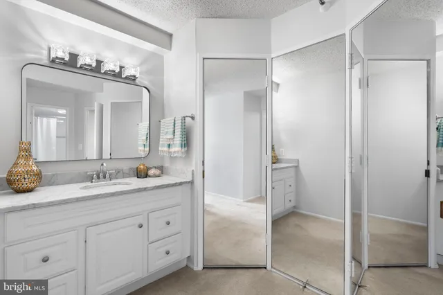 $798,500 | 1600 North Oak Street, Unit 415, Arlington, VA 22209