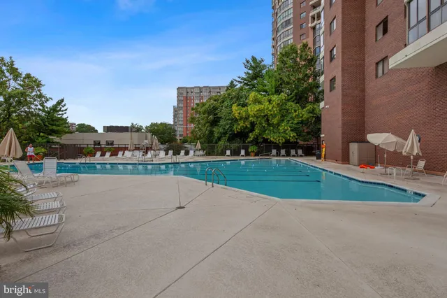 $798,500 | 1600 North Oak Street, Unit 415, Arlington, VA 22209