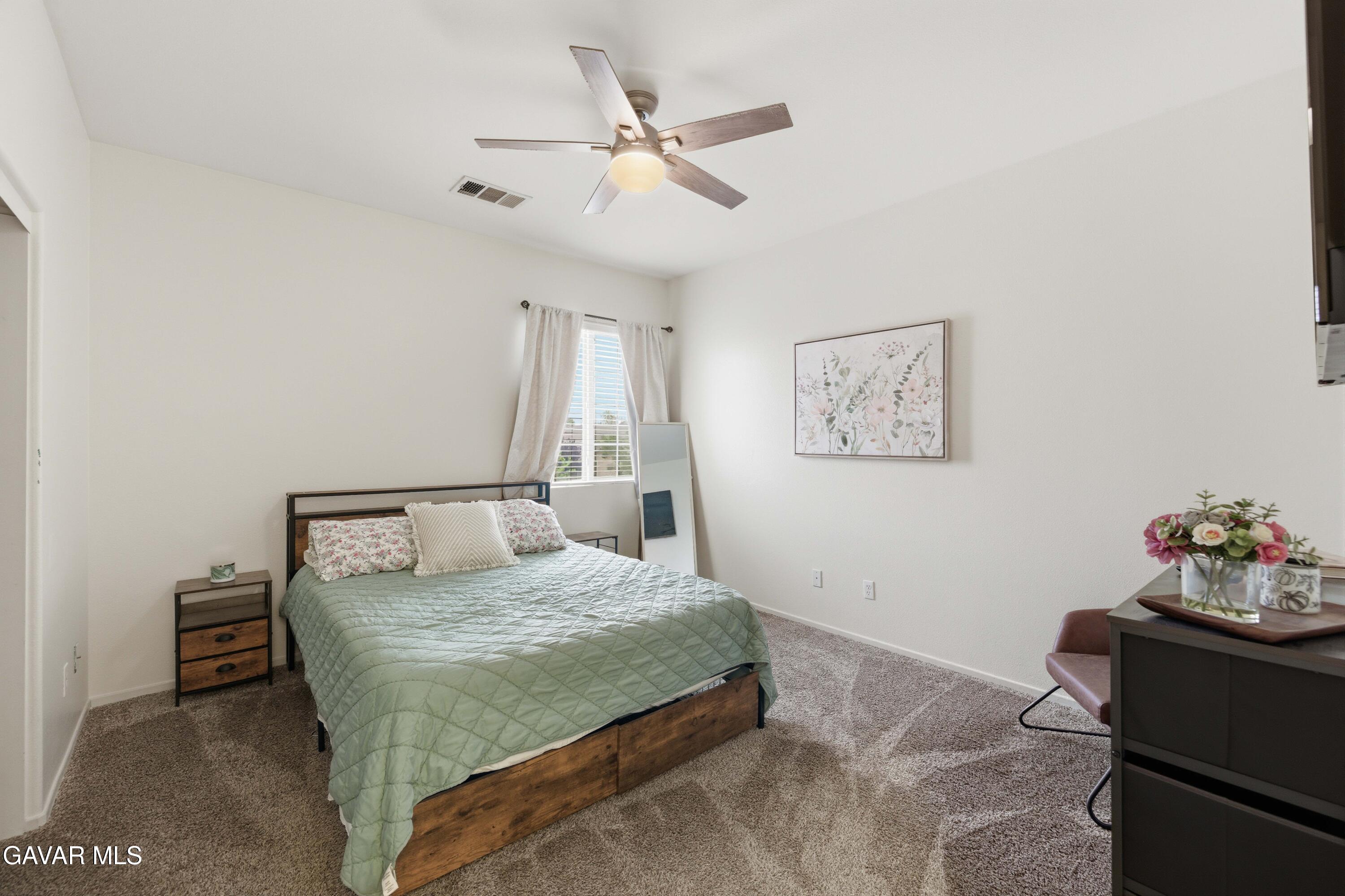 44663 Ruthron Avenue Lancaster, CA 93536 - Photo 24 of 40 44663 Ruthron Ave-24