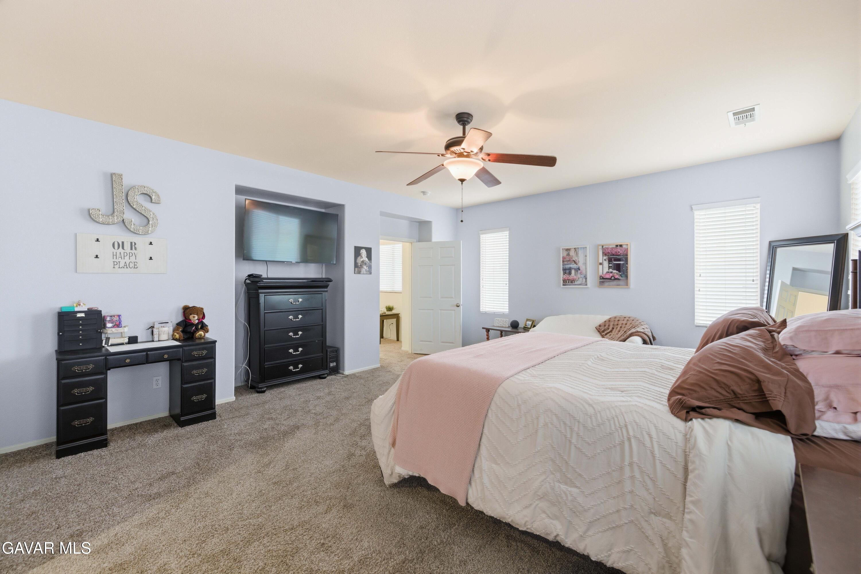 44663 Ruthron Avenue Lancaster, CA 93536 - Photo 31 of 40 44663 Ruthron Ave-31