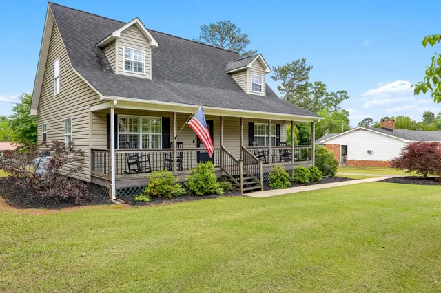 $299,000 | 1 Dallas Street, Inman, SC 29349