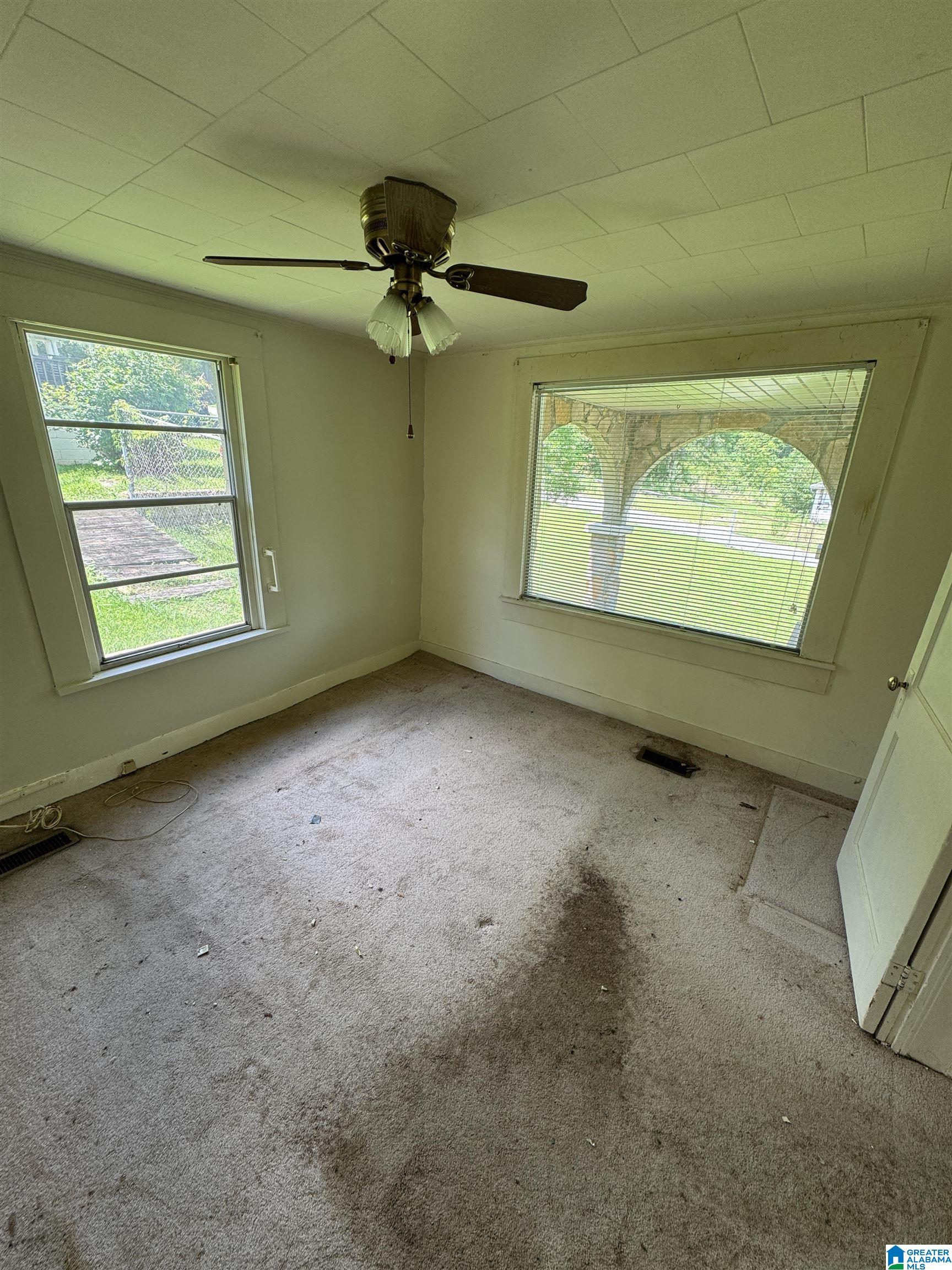1015 Patterson Street Anniston, AL 36201 - Photo 5 of 24