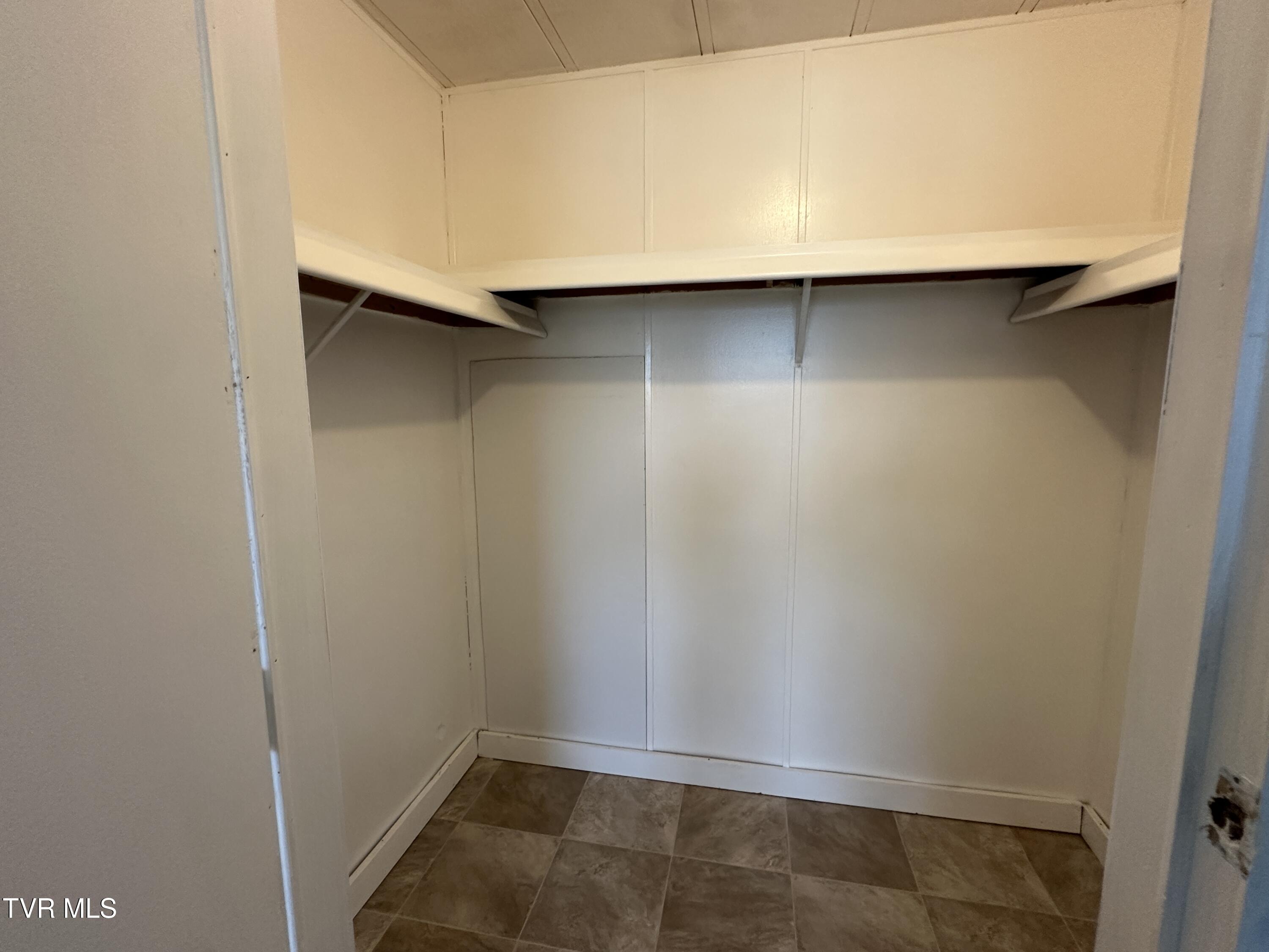 1173 Camp Creek Road Greeneville, TN 37743 - Photo 23 of 42 IMG_3222 (1)