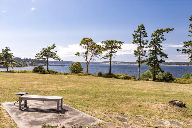 $1,199,000 | 1204 Northeast Leisure Street, Coupeville, WA 98239