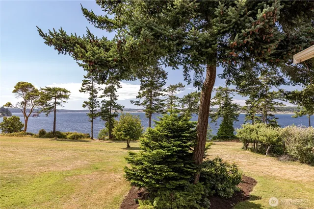$1,199,000 | 1204 Northeast Leisure Street, Coupeville, WA 98239