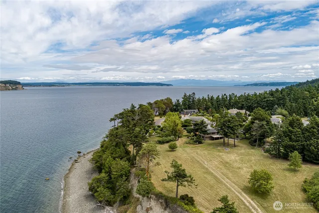 $1,199,000 | 1204 Northeast Leisure Street, Coupeville, WA 98239
