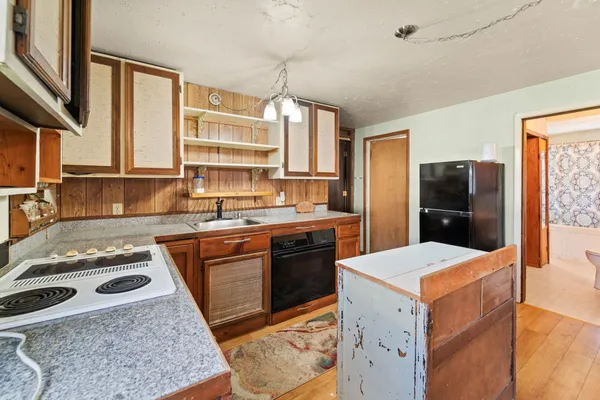 $349,900 | 1696 D Blue Creek Road West, Chewelah, WA 99109