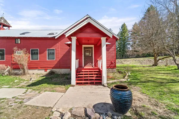 $349,900 | 1696 D Blue Creek Road West, Chewelah, WA 99109