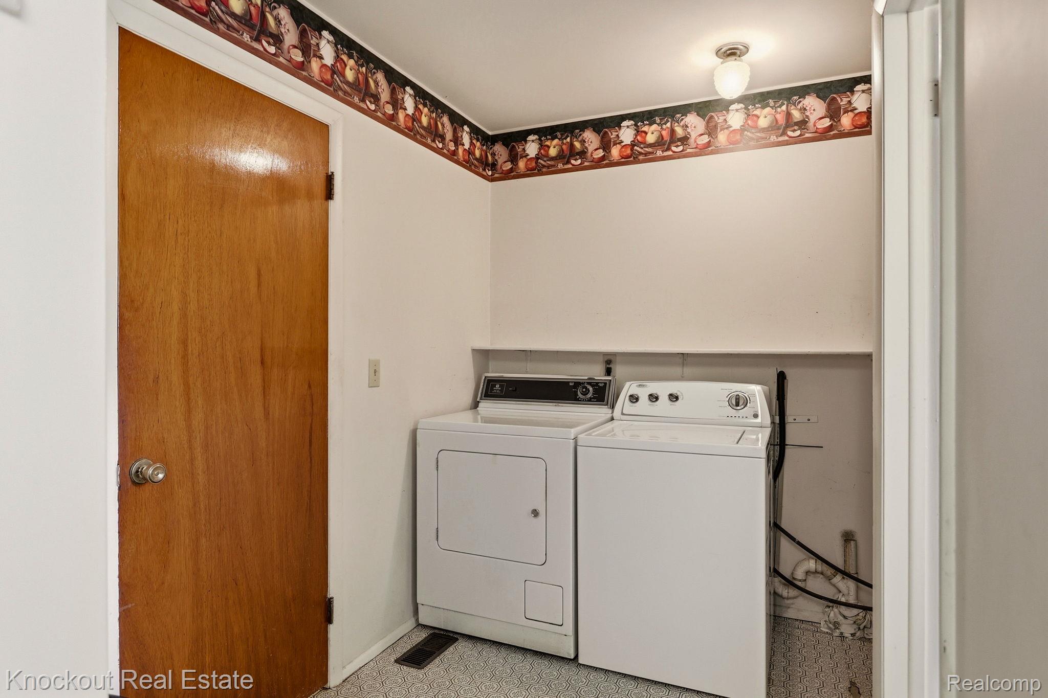 4585 Birch Run Road Millington, MI 48746 - Photo 18 of 59 16-web-or-mls-4585 Birch Run Rd Millington -16.jpg