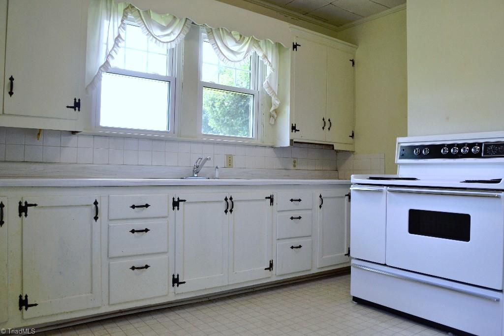 5725 Old Rural Hall Road Winston-Salem, NC 27105 - Photo 13 of 23 Gallery Image 13