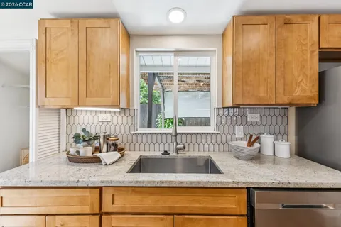 $698,000 | 2342 Gehringer Drive, Concord, CA 94520