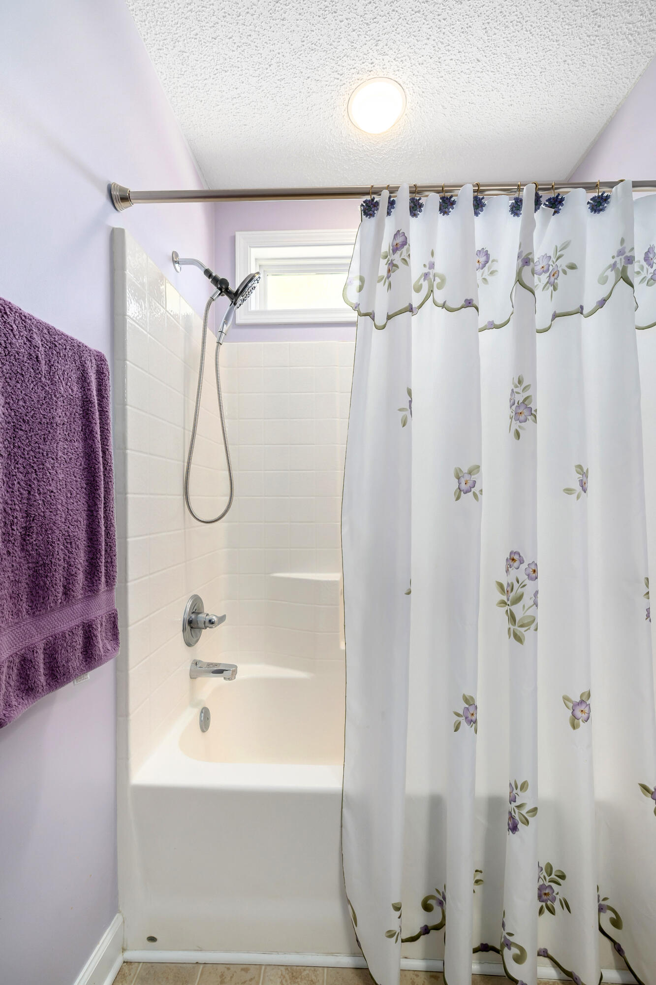 830 Bentwood Circle Manning, SC 29102 - Photo 15 of 60 GUEST BATHROOM