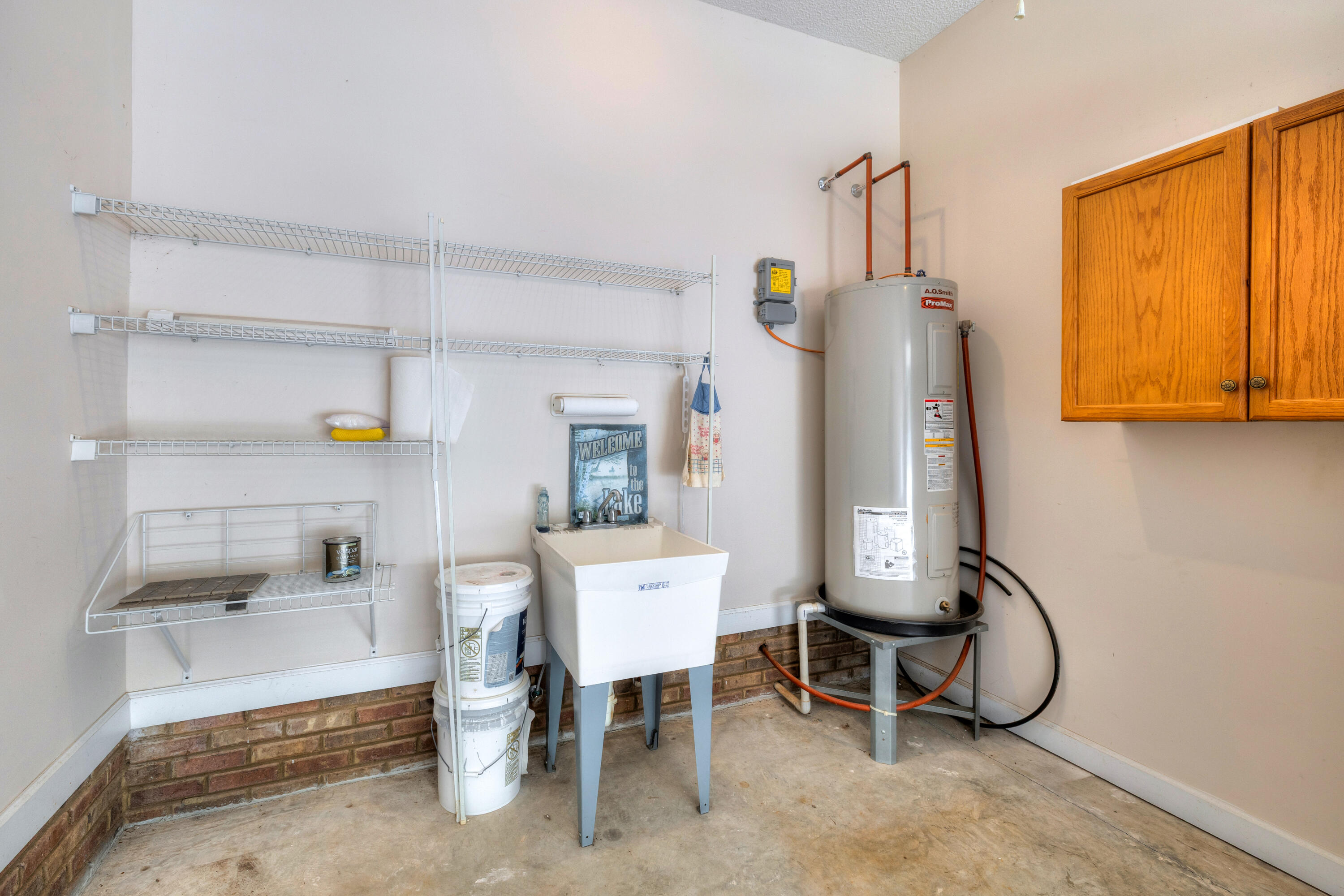 830 Bentwood Circle Manning, SC 29102 - Photo 36 of 60 GARAGE