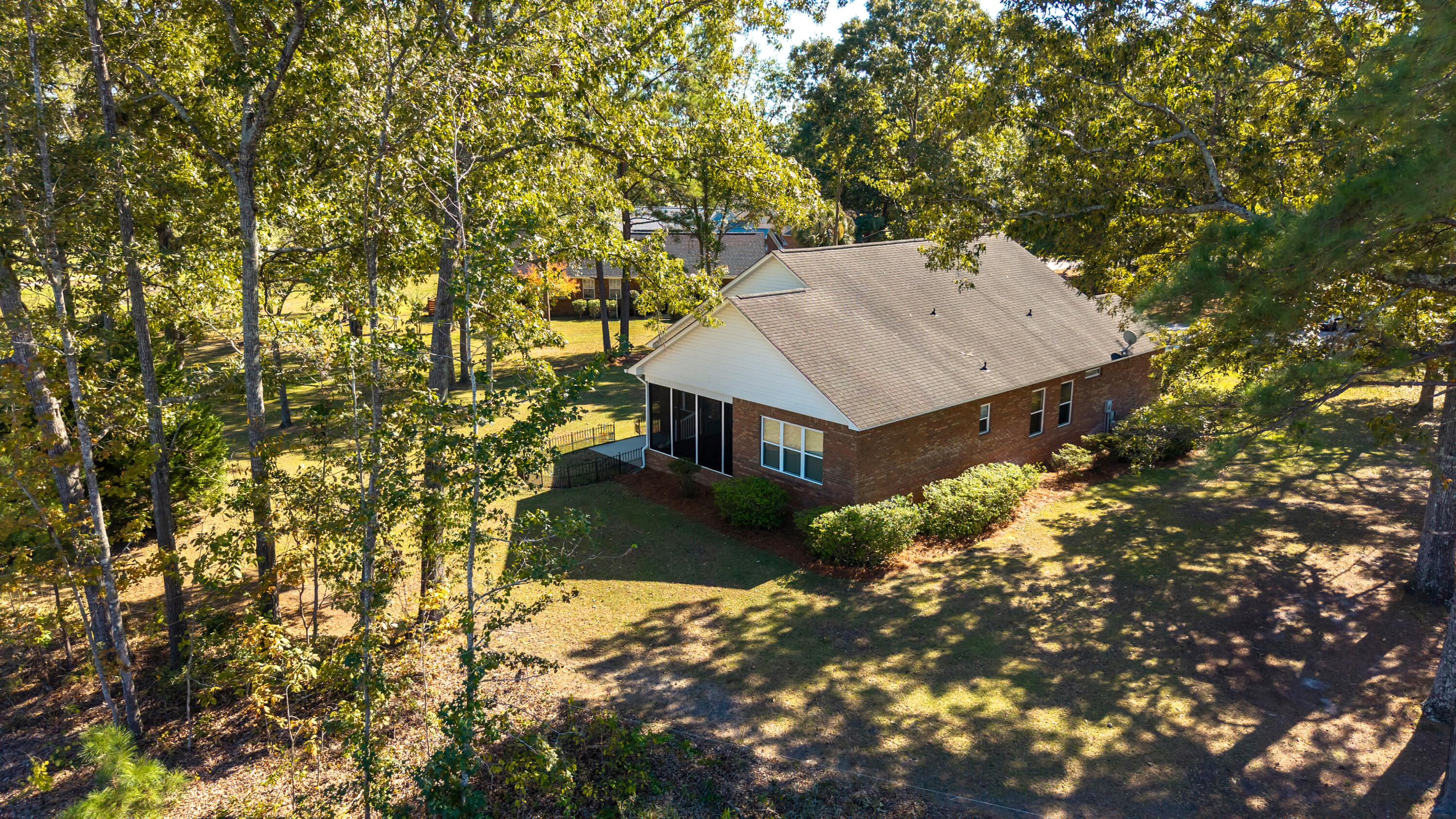 830 Bentwood Circle Manning, SC 29102 - Photo 40 of 60 AERIAL