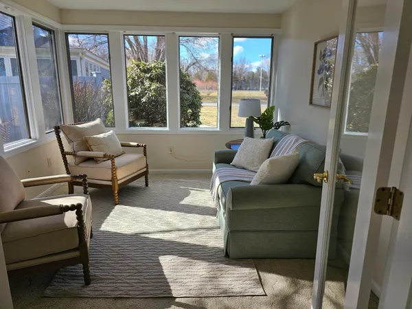 $489,000 | 16 Walden Pond Drive, Nashua, NH 03064