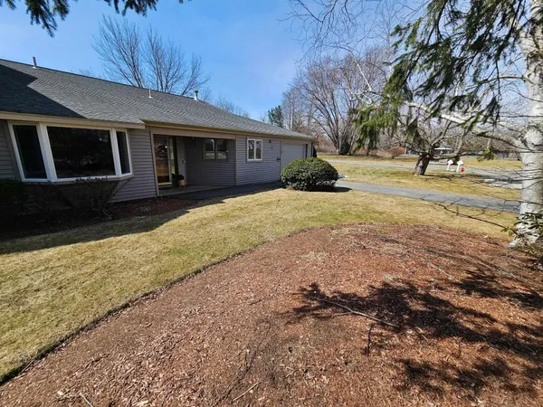 $489,000 | 16 Walden Pond Drive, Nashua, NH 03064