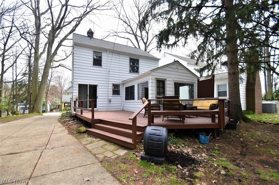 1600 Maplegrove Road Cleveland, OH 44121 - Photo 32 of 33