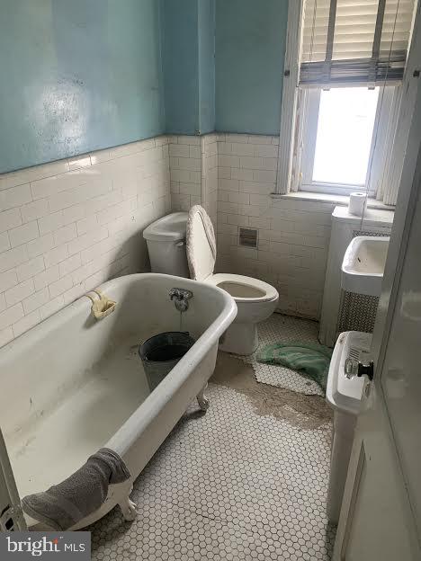 616 Copley Road Upper Darby, PA 19082 - Photo 10 of 17