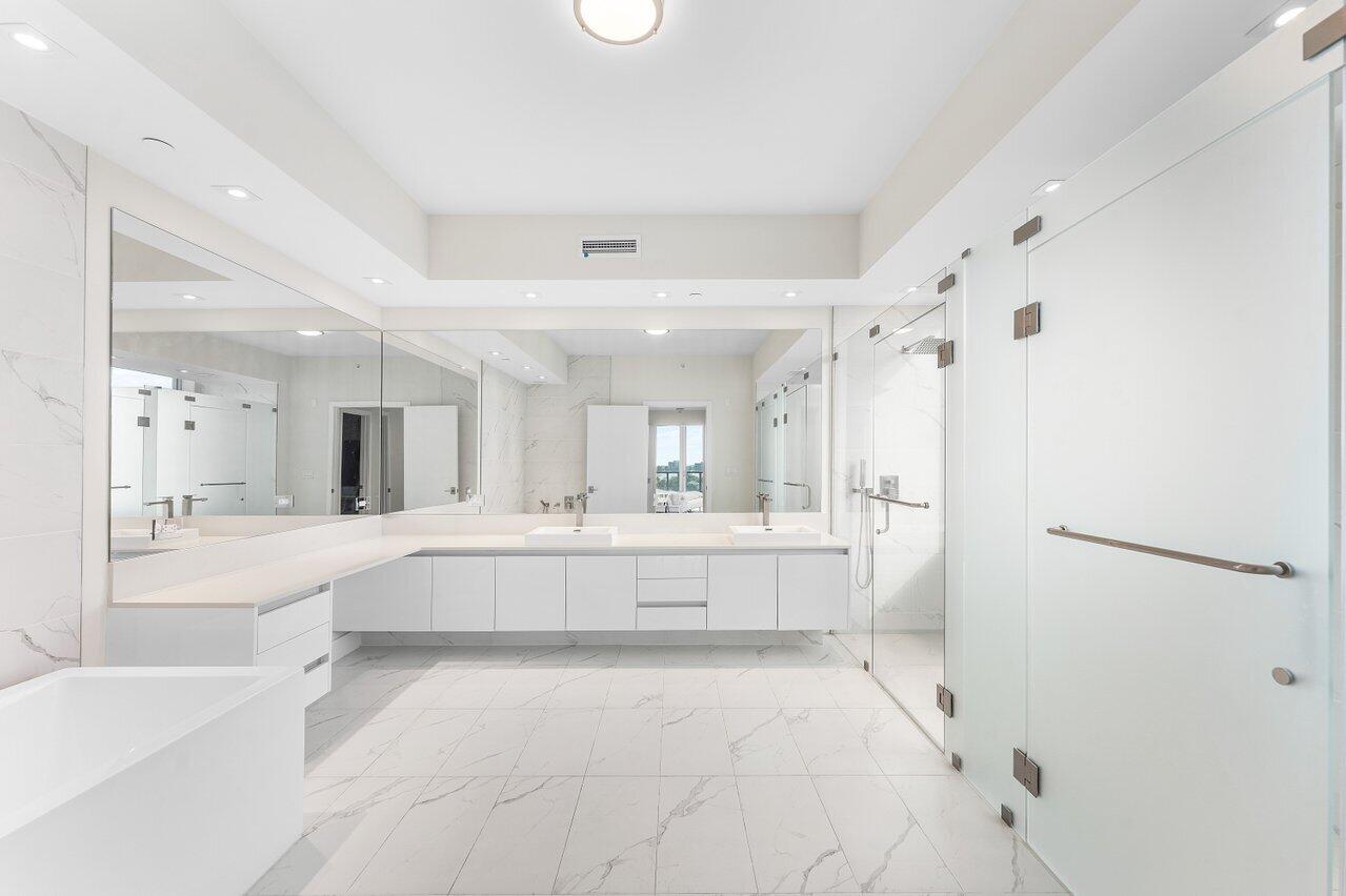 3100 North Ocean Drive, Unit P705 Riviera Beach, FL 33404 - Photo 15 of 98 Master Bathroom