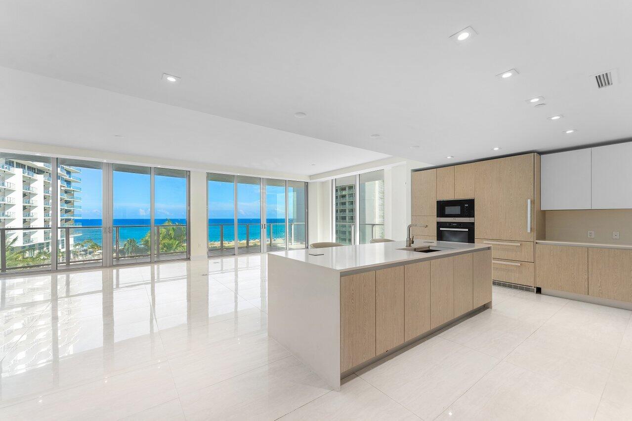 3100 North Ocean Drive, Unit P705 Riviera Beach, FL 33404 - Photo 3 of 98 001-3100NorthOceanDrive-RivieraBeach-FL-