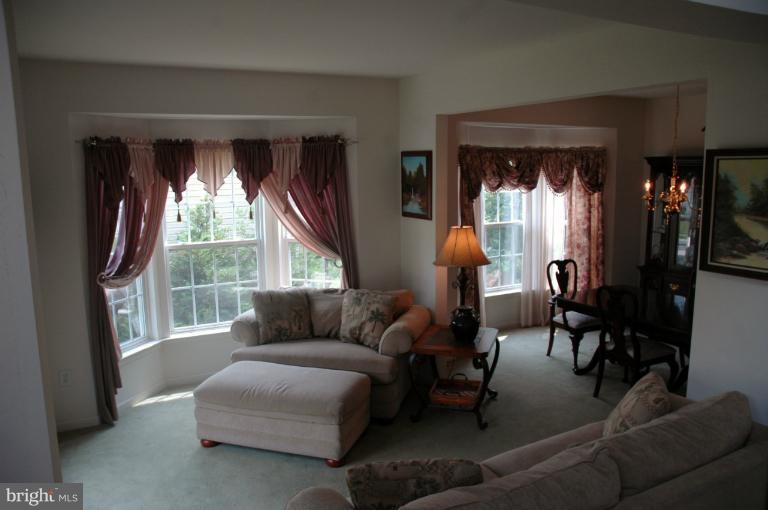 104 Stephanie Court Rising Sun, MD 21911 - Photo 8 of 30 Living Room