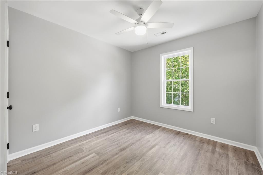 323 4th Street High Point, NC 27260 - Photo 17 of 33