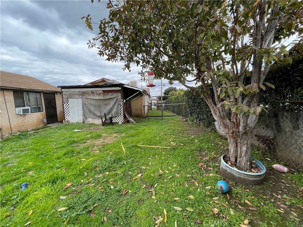 2525 Falling Leaf Avenue Rosemead, CA 91770 - Photo 22 of 28 a backyard of a house with table and chairs