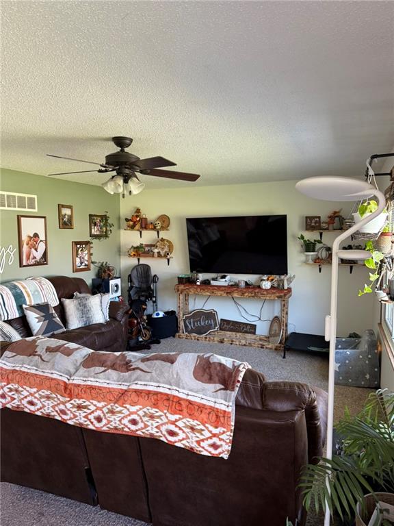 409 Fessenden Street Gridley, KS 66852 - Photo 5 of 30