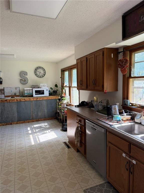 409 Fessenden Street Gridley, KS 66852 - Photo 10 of 30