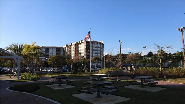 a view of lobby with a hallway