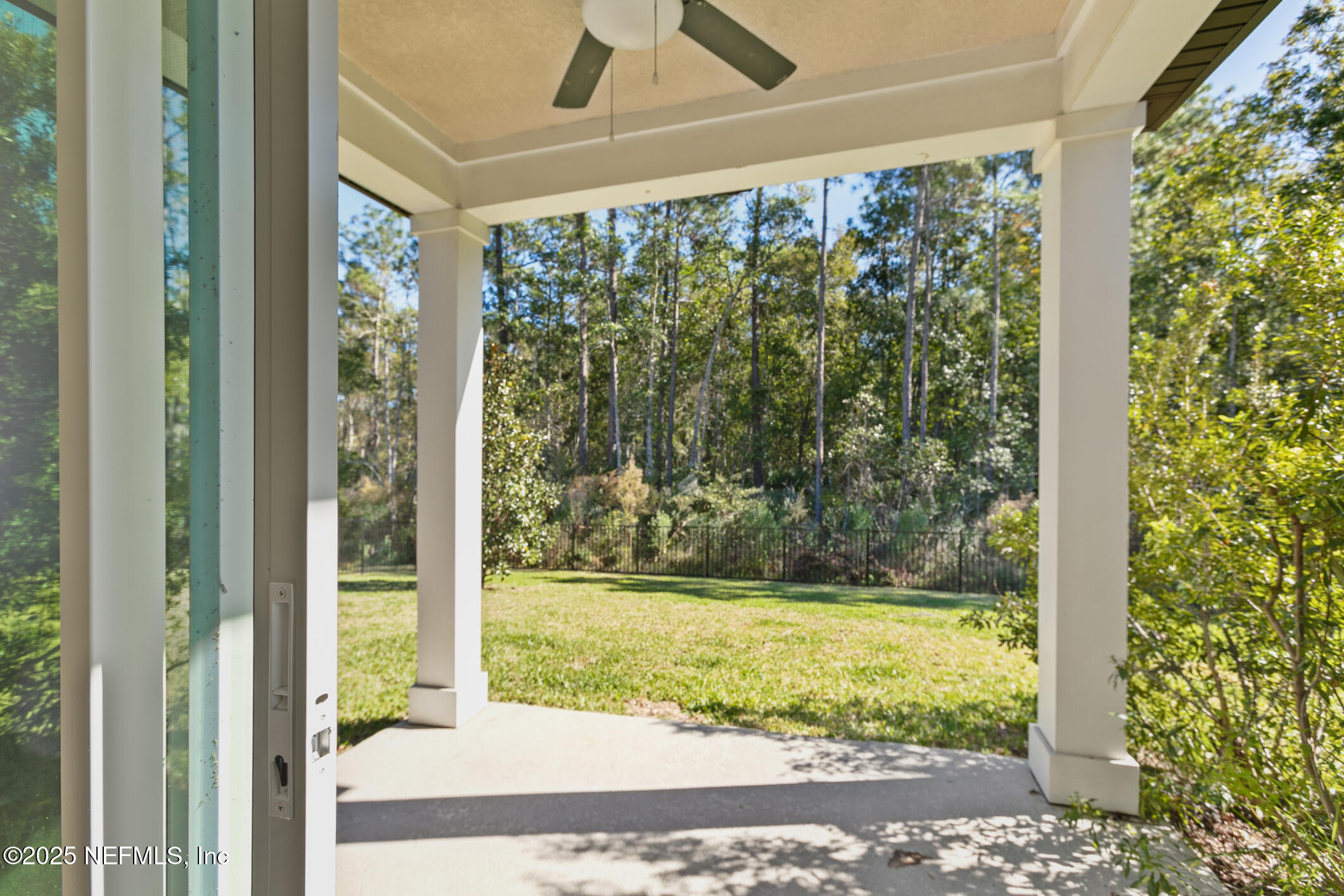 52 Falcon Ridge Road St. Augustine, FL 32084 - Photo 27 of 36 a view of a room with a large window and front door