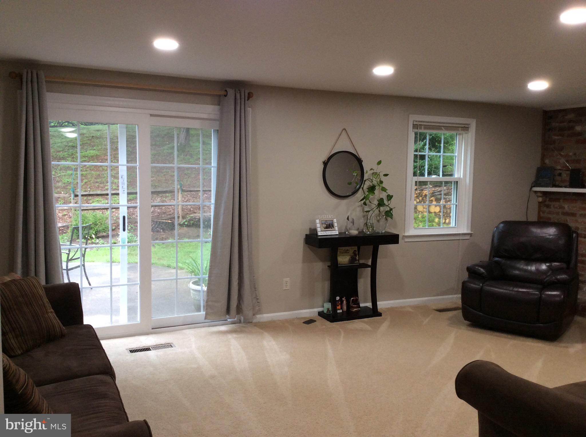 10629 Seneca Spring Way Gaithersburg, MD 20886 - Photo 11 of 27 Gallery Image 11