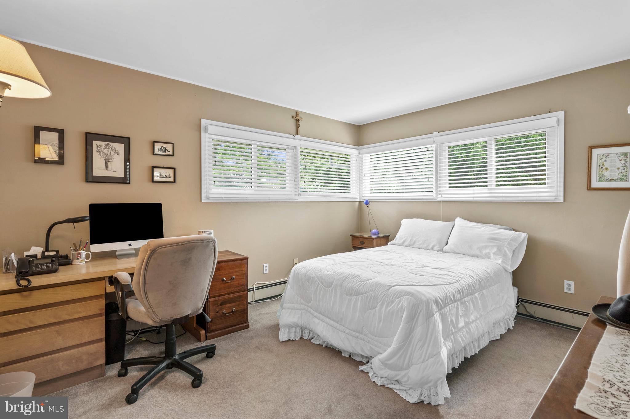 78 Red Berry Road Levittown, PA 19056 - Photo 21 of 44