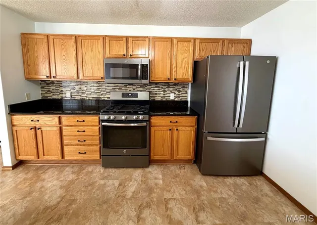 $330,000 | 5194 Depaul Drive, Fairview Heights, IL 62208