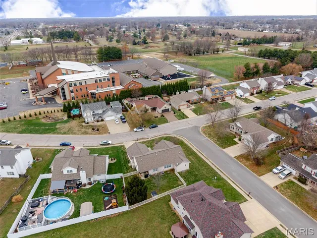 $330,000 | 5194 Depaul Drive, Fairview Heights, IL 62208