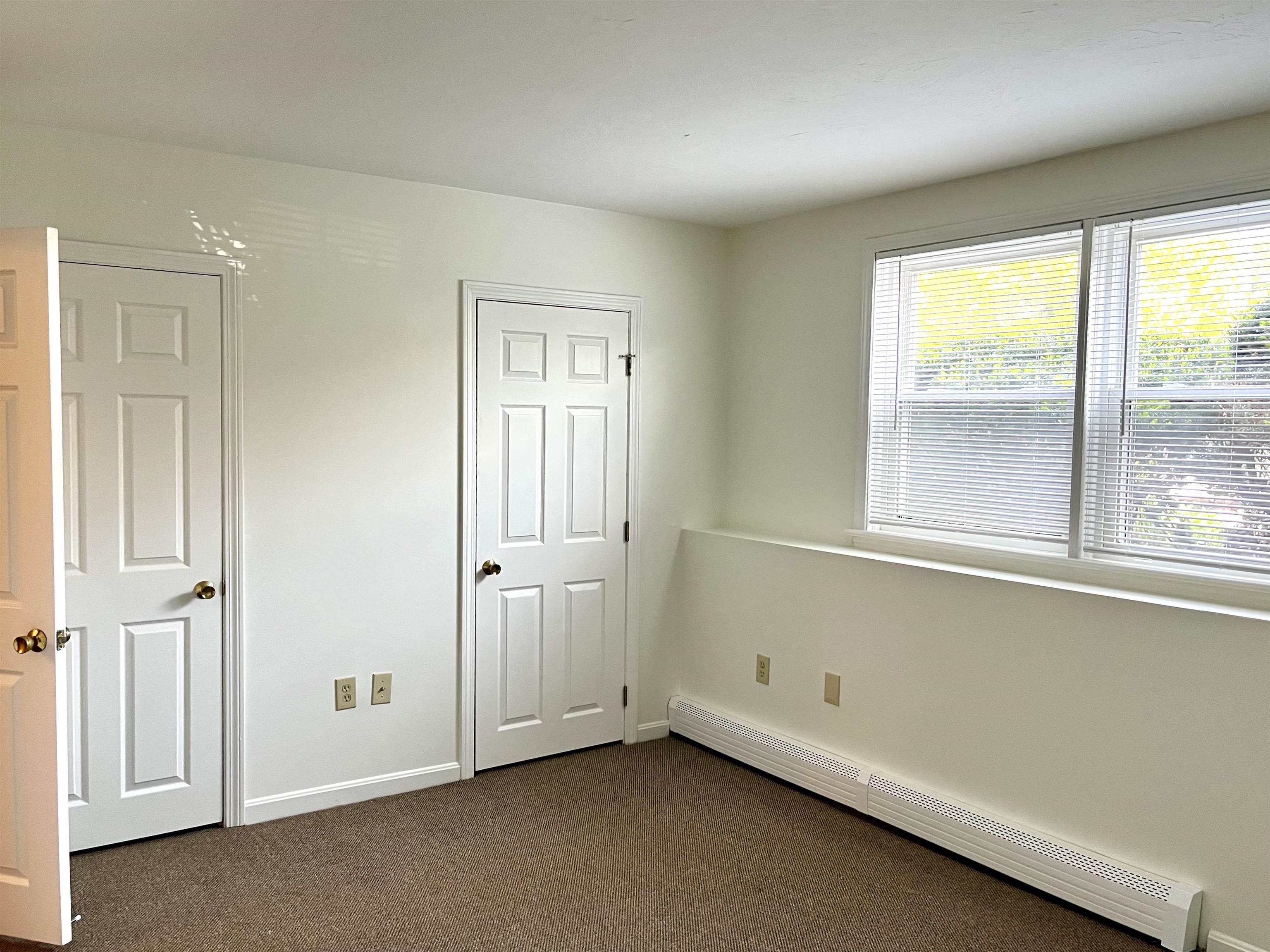 210 Circle Road Manchester, NH 03103 - Photo 11 of 12