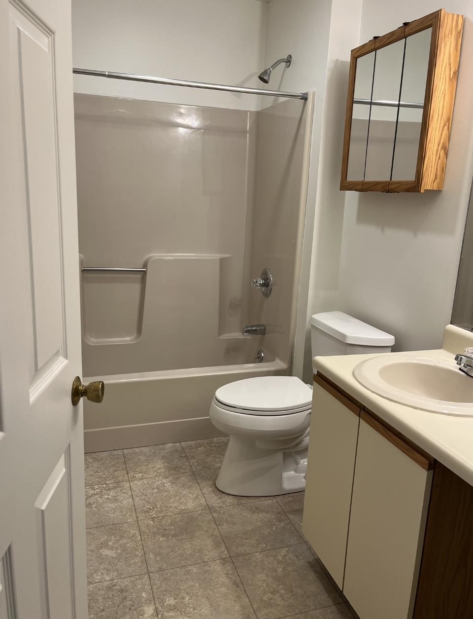 210 Circle Road Manchester, NH 03103 - Photo 12 of 12