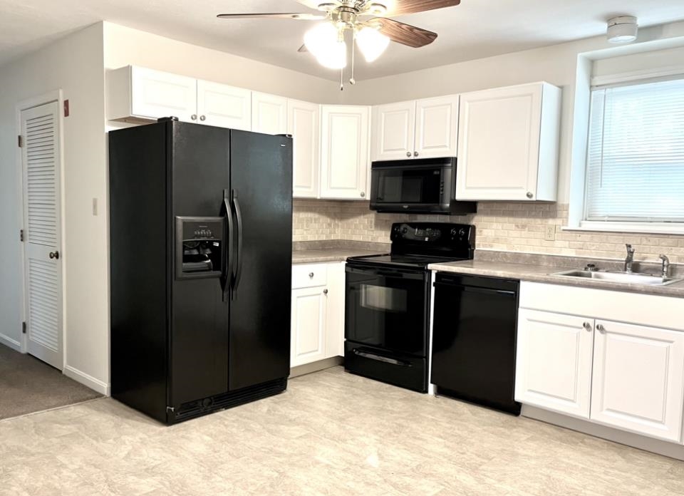 210 Circle Road Manchester, NH 03103 - Photo 5 of 12